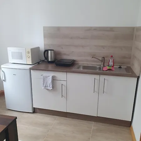 Valentina Guest house *