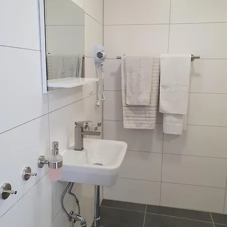 Valentina Guest house *